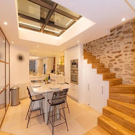 Apartmán Lovely Apartment, Heart Of Center