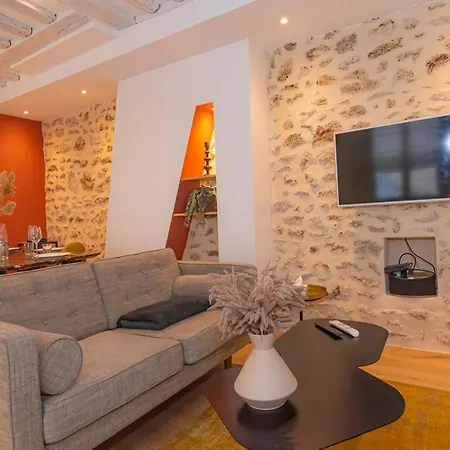 Lovely Apartment, Heart Of Center Apartmán *