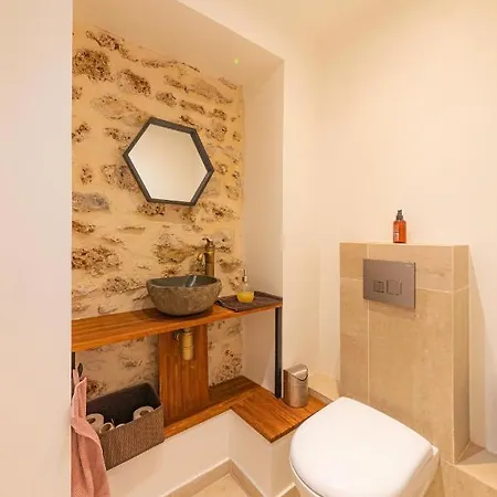 Lovely Apartment, Heart Of Center Apartmán *