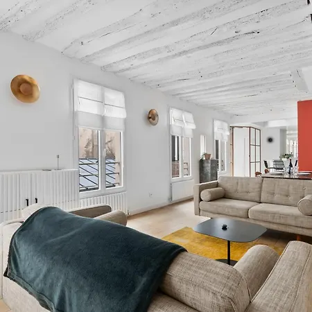 Lovely Apartment, Heart Of Center *